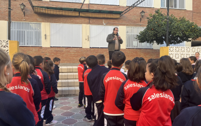 El Vicario Inspectorial, D. José Luis Navarro visita nuestra Casa.